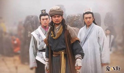 ​天龙八部带头大哥是谁杀害乔峰亲人的带头大哥竟是道德最高点的他