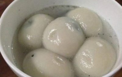 ​速冻黑芝麻汤圆怎么煮,怎么煮速冻汤圆不破