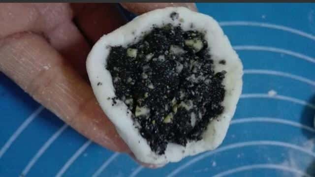 做汤圆糯米粉怎么和面（糯米粉怎么和面不裂）