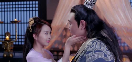 杨坚的妻子是谁-（杨坚的皇后是谁叫什么名字）