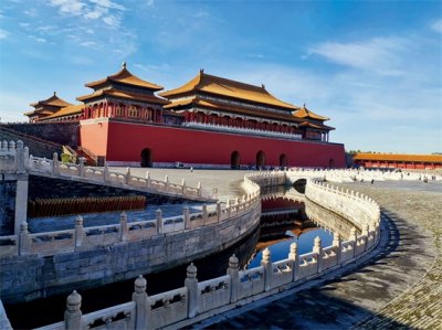 ​运用古代官式营造工艺的紫禁城，其技艺称为“八大作”