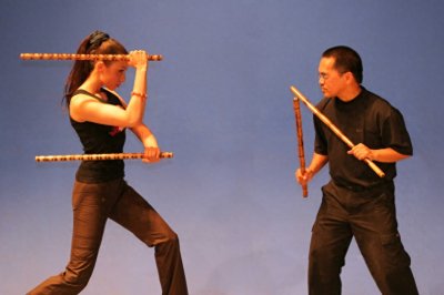 ​菲律宾魔杖，由刀剑演化而来的菲律宾武术，并不是只有短棍棍法
