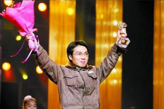 005感动中国十大人物洪战辉（18年前那个带着妹妹上大学，感动全中国洪战辉，后来怎么样了）"