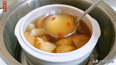 ​猴头菇和什么煲汤最好最养胃（猴头菇和什么材料搭配炖汤最养胃？学会给家人煲