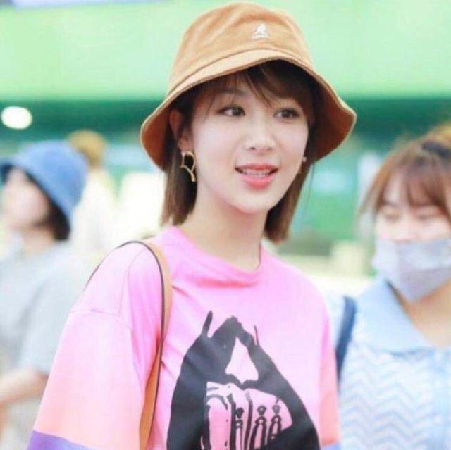 05年在《家有儿女》中饰演姐弟的杨紫和张一山如今只是普通朋友