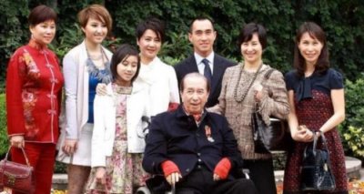 ​赌王何鸿燊为何可以娶4个老婆？还不算重婚罪，其原因让人羡慕
