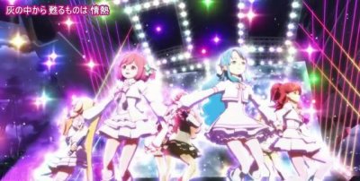 ​《AKB0048》诠情演示“偶像为你带来演唱”