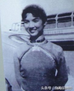 ​林彪漂亮准儿媳张宁照片，美丽大方，儿子12岁死亡，如今定居美国