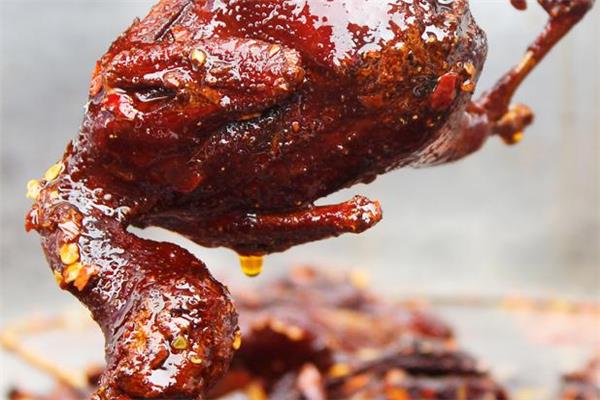 鹌鹑可以吃吗 肉质很鲜美
