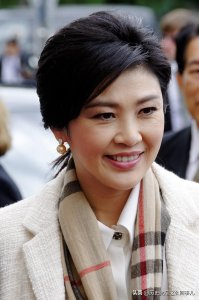 ​泰国美女总理英拉的传奇一生