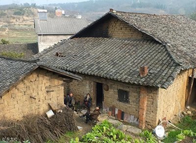 ​农村盖房子需要7个“流程”，记住了不吃亏