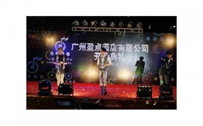 ​表白后男生的几种反应暗示什么(怎样暗示男生让他主动找你表白)