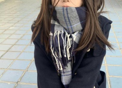 ​男的为什么喜欢女的亲他弟弟