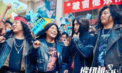 ​小岳岳为了女儿能弹琴真是拼了，居然放大招收拾媳妇，没有天理啦