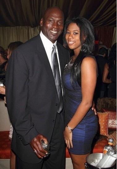 NBA老板的女儿们，有不少是白富美，只是乔丹之女有点像丑小鸭