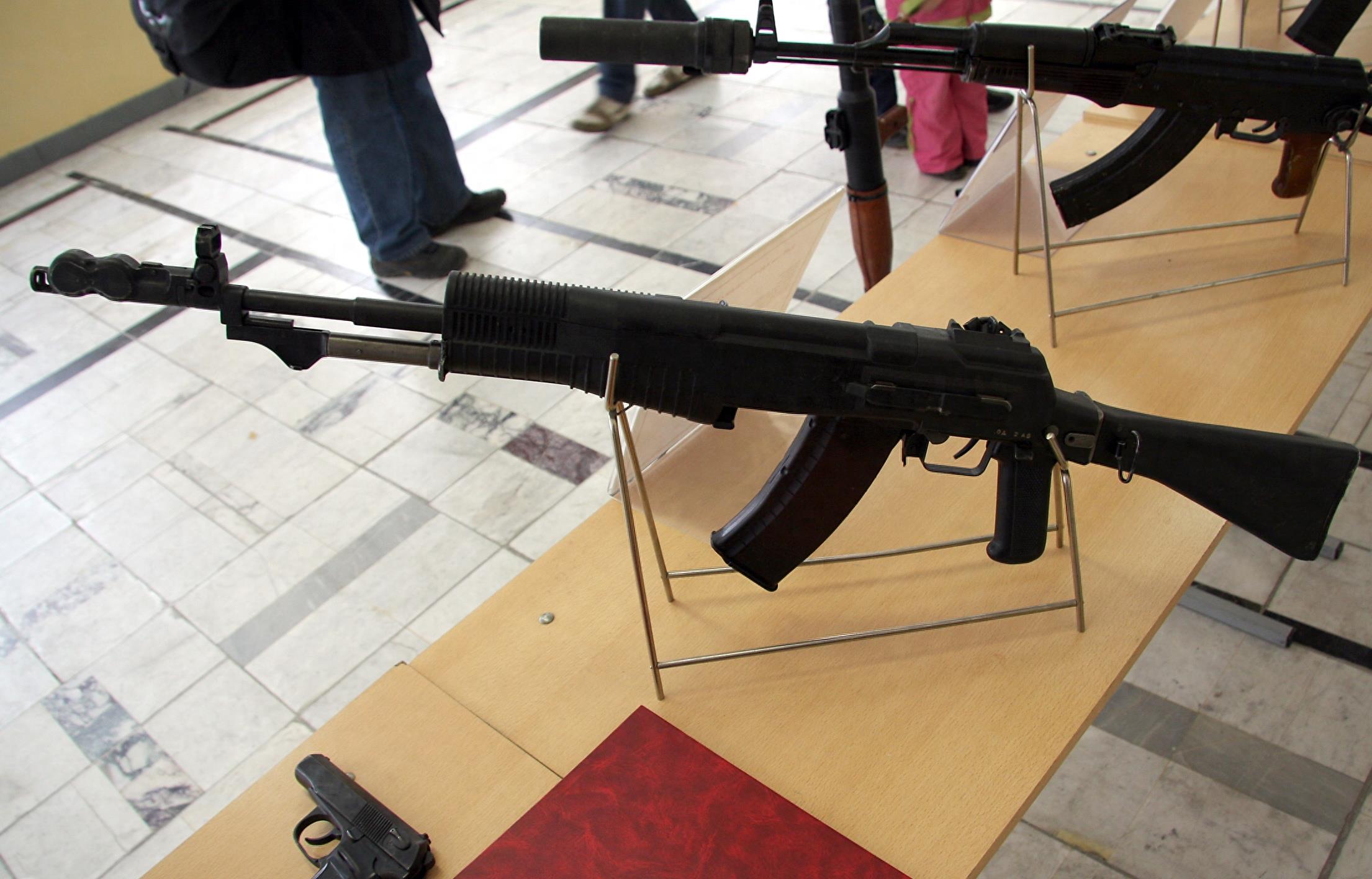 AN-94现代化小口径突击步枪