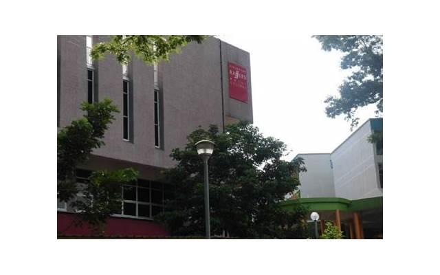 黑龙江大学情侣照片（黑龙江大学的照片）