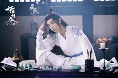 《陈情令》肖战王一博美图，喜欢可以偷偷藏起来