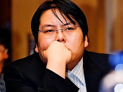 ​山西富豪李兆会，接班10年败光百亿家产，如今失踪了被悬赏2100万