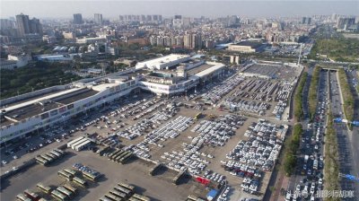 ​5号停机坪快成巨型停车场，昔日这可是广州国际机场哦
