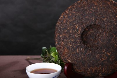 ​同样是普洱，生普和熟普有啥区别？茶农告诉你，以后别买错