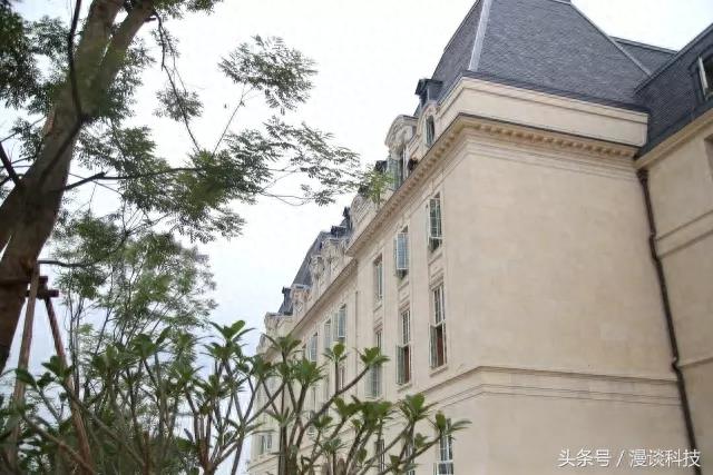 华为东莞松山湖终端总部，投资过百亿的华为“新王国”即将竣工