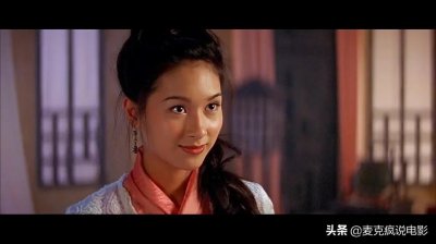 ​她是人们眼中的“最美孔慈”，多次和郑伊健演情侣，如今依然单身