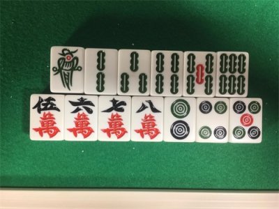 ​麻将实例图解，关键节点舍牌技巧