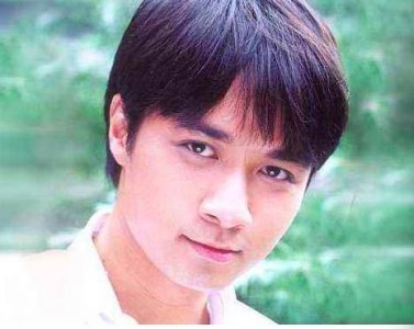 ​古巨基52岁妻子高龄产子：每对母子（母女）都是一场生死之交
