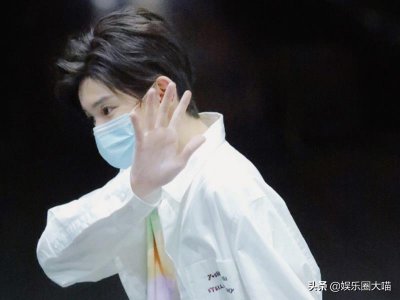 ​王源是伯克利校草？本以为是开玩笑，当五官放大众人深信不疑