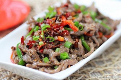 ​麻辣牛肉丝家常做法越辣吃着越过瘾