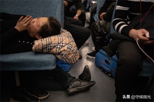 开往春运的K39次列车