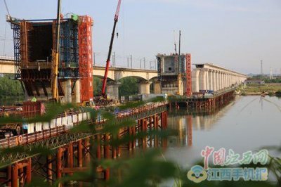 ​昌吉赣高铁建设正酣