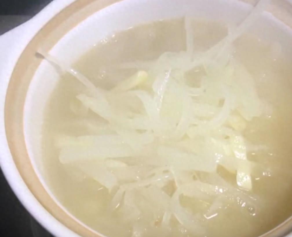 蛋饺吃起来还能这么香，简单几步，美味又营养，出锅一盘都不够吃