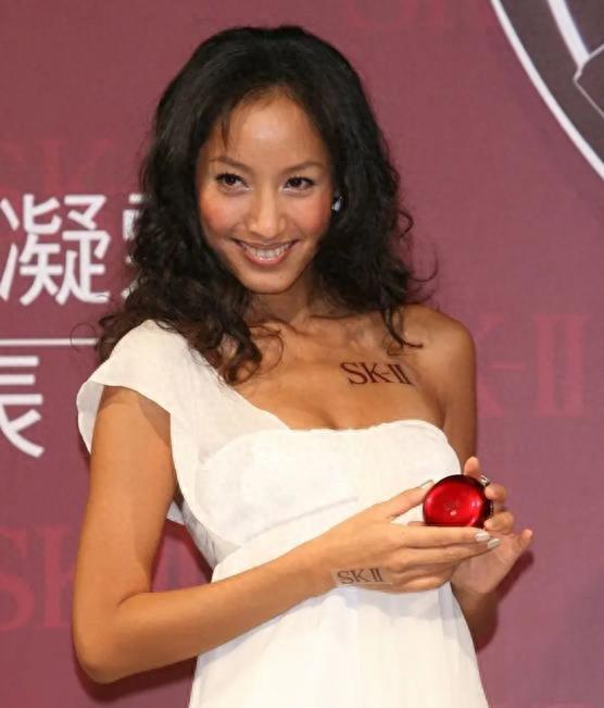 名模蒋怡：《篮球火》里的李赢，演过15部戏仍不红，今无人问津