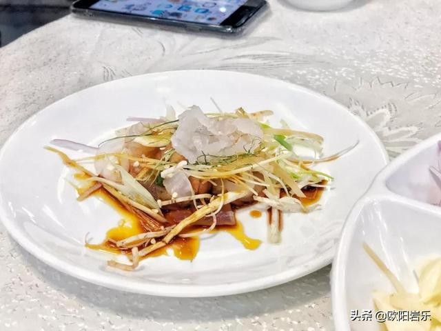 超适合出游的特色美食好吃到爆（国内最好吃的7条美食旅行路线）(8)