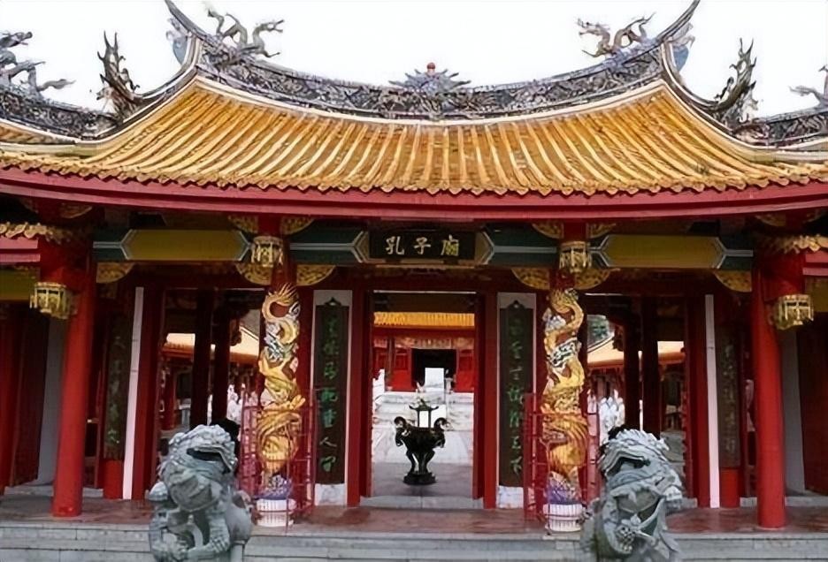 5元背面的风景是哪里(五元背面是哪里的风景)