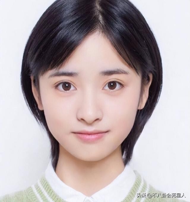 这6位当红女星的素颜照你都看过吗（这7位光鲜亮丽的女星）(14)