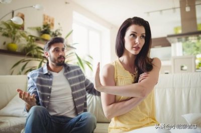 ​和老公吵架他不联系我了怎么办（一吵架老公就不回家睡）