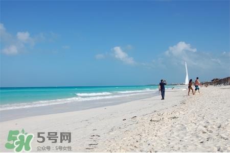 3月份适合去哪里旅游？三月份去哪里旅游好？