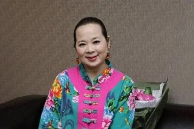 ​曾经被认为活不过18岁，逆袭成为巴蜀著名女笑星—媛凤