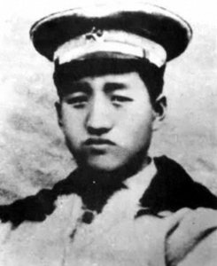 ​800多位将领都曾是他的学生，1955年婉拒元帅衔，最终位居第八位