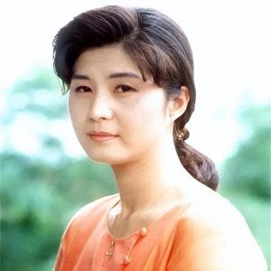 ​87年，女间谍炸毁韩客机致百人丧生，被捕后自称中国人，竟获特赦