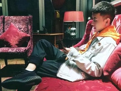 ​手戴1000多万名表，坐拥3.6亿私人飞机，“沪上皇”秦奋有啥来头