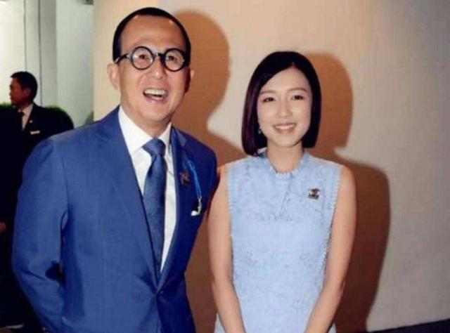 梁洛施身高对比李泽楷（33岁梁洛施22岁生三胎）(25)