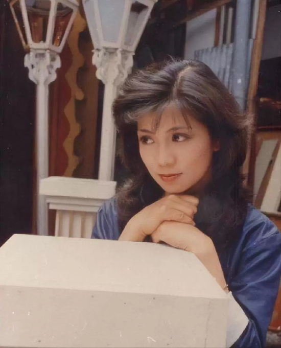 “俏黄蓉”翁美玲为什么要死？为情所困是事实但法医的细节令人深思