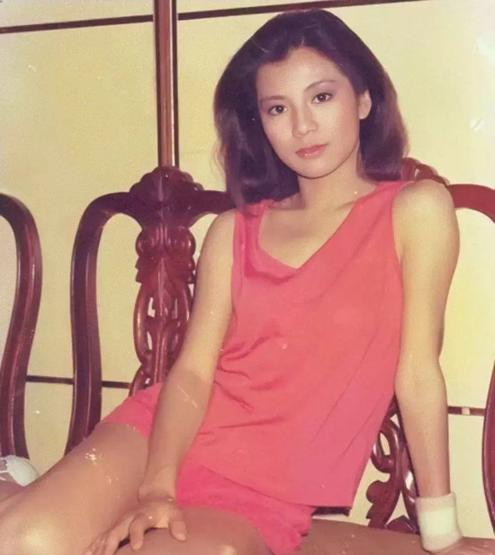 “俏黄蓉”翁美玲为什么要死？为情所困是事实但法医的细节令人深思