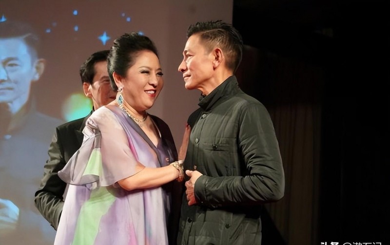 向华强有多黑（陈惠敏邓光荣向华强的黑色纵横史）