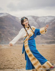 ​毛晓彤绝美壁纸 每一张都美得惊心动魄 让人神魂颠倒（精选组图）