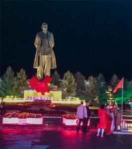 ​吉林：临江市江心岛陈云公园夜晚十分美丽
